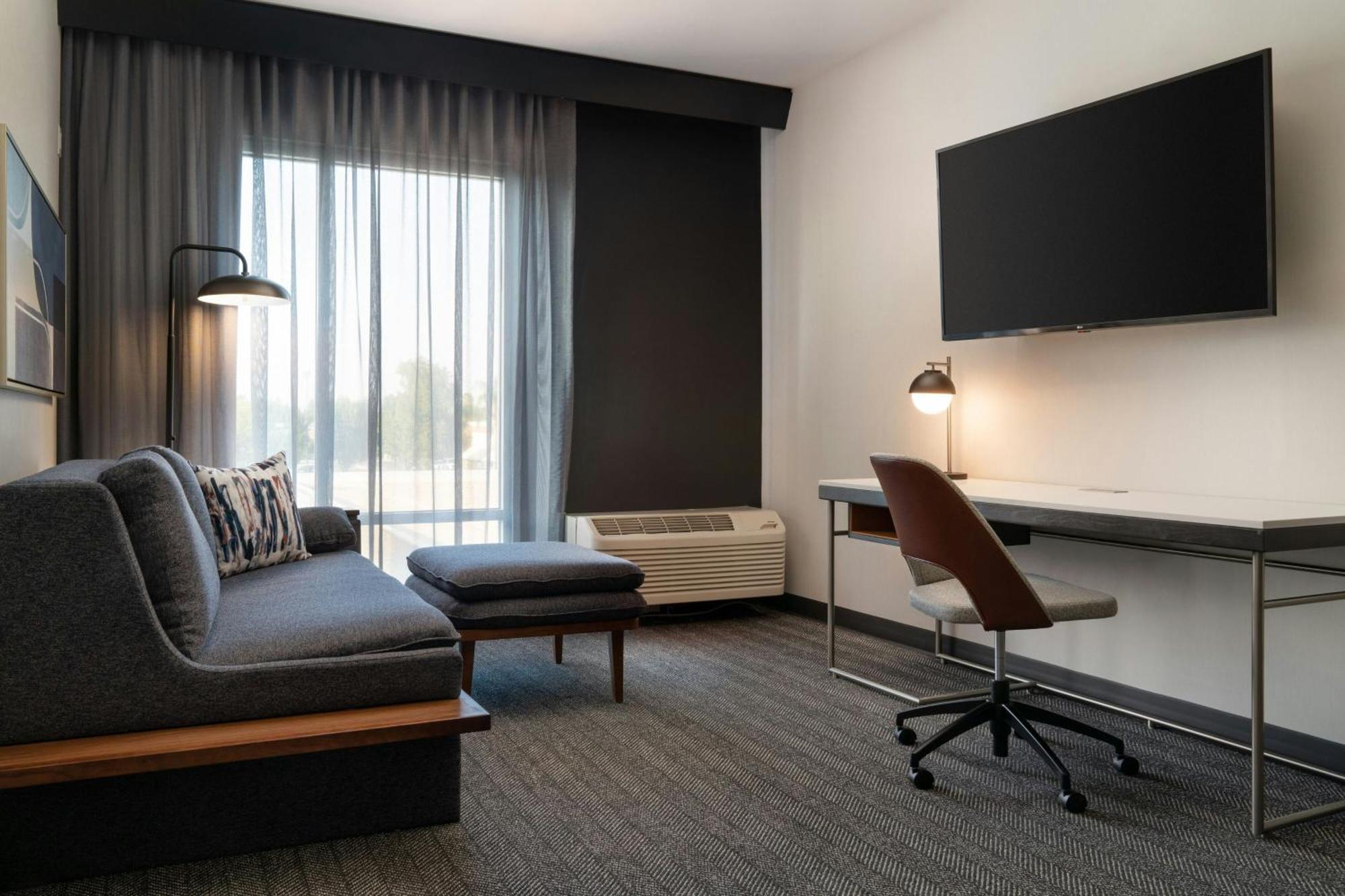 Courtyard By Marriott Fresno Clovis Hotel Kültér fotó