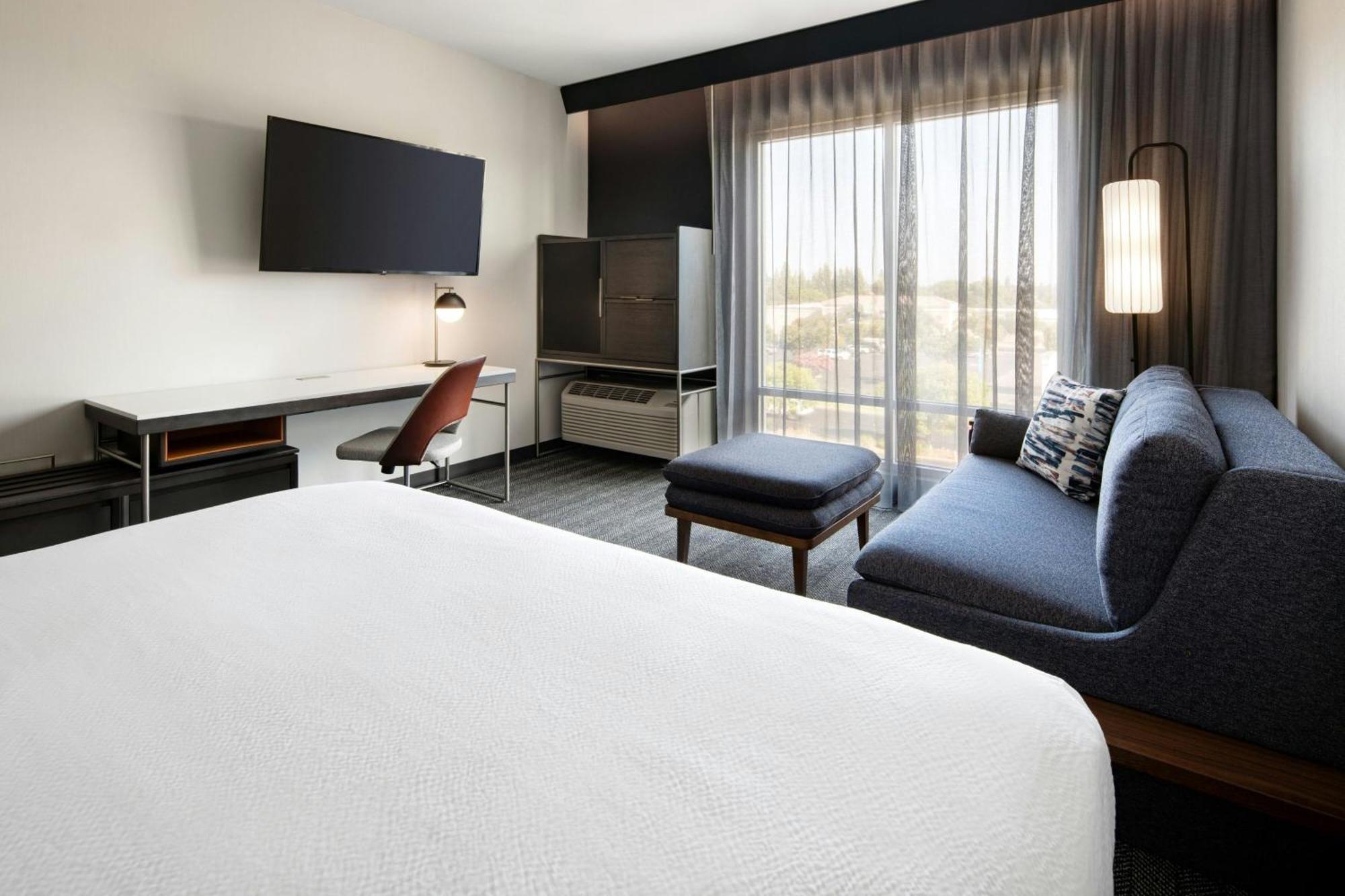 Courtyard By Marriott Fresno Clovis Hotel Kültér fotó